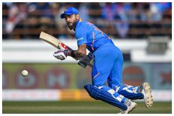 ಕೊಹ್ಲಿಗಿಂತ ವಿಲಿಯಮ್ಸನ್ ಬೆಸ್ಟ್ ಎಂದ ವಾನ್‌ಗೆ ಪಾಕ್ ಮಾಜಿ ಕ್ರಿಕೆಟಿಗನಿಂದ ತರಾಟೆ
