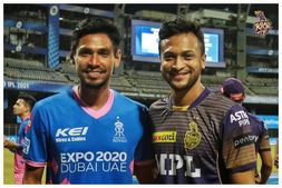 ಐಪಿಎಲ್ 2021: ಚಾರ್ಟರ್ಡ್ ವಿಮಾನದಲ್ಲಿ ಢಾಕಾಗೆ ತಲುಪಿದ ಬಾಂಗ್ಲಾ ಆಟಗಾರರು