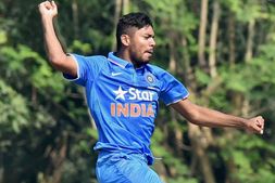 ಭಾರತ vs ಇಂಗ್ಲೆಂಡ್: ಪ್ರವಾಸ ಸರಣಿಯಿಂದ ಆವೇಶ್ ಖಾನ್ ಹೊರಕ್ಕೆ