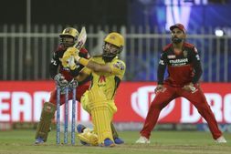 IPL 2021 Points Table: ಐಪಿಎಲ್: ಬೆಂಗಳೂರು ಸೋಲಿಸಿ ಅಂಕಪಟ್ಟಿಯಲ್ಲಿ ಅಗ್ರಸ್ಥಾನಕ್ಕೆರಿದ ಚೆನ್ನೈ
