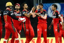 ಐಪಿಎಲ್ 2021 ದ್ವಿತೀಯ ಹಂತಕ್ಕೆ ಯುಎಇ ತಲುಪಿದ ಆರ್‌ಸಿಬಿ: ವಿಡಿಯೋ