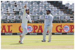 ಭಾರತ vs ದಕ್ಷಿಣ ಆಫ್ರಿಕಾ: ಫೀಲ್ಡಿಂಗ್‌ನಲ್ಲಿ ಶತಕ ಸಿಡಿಸಿದ ವಿರಾಟ್ ಕೊಹ್ಲಿ