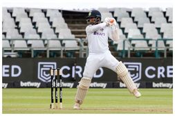 ಭಾರತ vs ದ. ಆಫ್ರಿಕಾ: '30-40 ರನ್ ಕಡಿಮೆಯಾಯಿತು': ಬೌಲರ್‌ಗಳ ಮೇಲೆ ಭಾರ ಹಾಕಿದ ಪೂಜಾರ