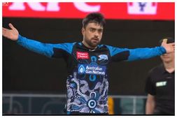 ಒಂದೇ ಪಂದ್ಯದಲ್ಲಿ 2 ಬಾರಿ ಹ್ಯಾಟ್ರಿಕ್ ಮಿಸ್ ಮಾಡಿಕೊಂಡ ರಶೀದ್ ಖಾನ್: ಐವರು ಶೂನ್ಯಕ್ಕೆ ಔಟ್‌
