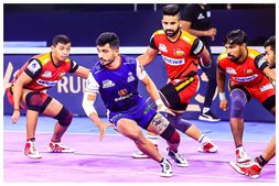 ಪ್ರೊ ಕಬಡ್ಡಿ: ಹರಿಯಾಣ ಸ್ಟೀಲರ್ಸ್ ವಿರುದ್ಧ ಬೆಂಗಳೂರು ಬುಲ್ಸ್‌ಗೆ ಜಯ