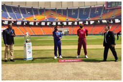 ಭಾರತ vs ವೆಸ್ಟ್ ಇಂಡೀಸ್: ಮೊದಲ ಏಕದಿನ ಪಂದ್ಯ: Live ಸ್ಕೋರ್, ಪ್ಲೇಯಿಂಗ್ XI