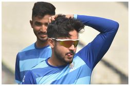 ರಣಜಿ ಕ್ರಿಕೆಟ್: ರೈಲ್ವೇಸ್ ವಿರುದ್ಧ ಬೃಹತ್ ಮೊತ್ತದತ್ತ ಹೆಜ್ಜೆಯಿಟ್ಟ ಕರ್ನಾಟಕ