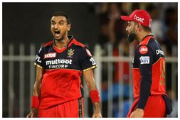 RCB Playing XI IPL 2022 : ಬಲಿಷ್ಠ ತಂಡಗಳಿಗೆ ಟಕ್ಕರ್ ಕೊಡಬಲ್ಲ ಆರ್‌ಸಿಬಿಯ ಸಂಭಾವ್ಯ ಆಡುವ ಬಳಗ ಹೇಗಿದೆ ಗೊತ್ತಾ!