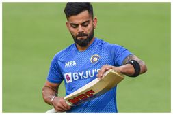 ವಿರಾಟ್ ದಾಖಲೆ: ತವರಿನಲ್ಲಿ 100ನೇ ಏಕದಿನ ಪಂದ್ಯವನ್ನಾಡಿದ ಭಾರತದ 5ನೇ ಕ್ರಿಕೆಟಿಗ ಕೊಹ್ಲಿ