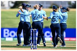 ಐಸಿಸಿ ಮಹಿಳಾ ವಿಶ್ವಕಪ್‌ 2022: ಇಂಗ್ಲೆಂಡ್ ವಿರುದ್ಧ ಬ್ಯಾಟಿಂಗ್‌ನಲ್ಲಿ ಮುಗ್ಗರಿಸಿದ ಭಾರತ LIVE