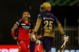 RCB vs KKR Preview : ಯಾವ ಆಟಗಾರರು ಕಣಕ್ಕಿಳಿಯಲಿದ್ದಾರೆ, ನೇರಪ್ರಸಾರ ಯಾವ ಚಾನೆಲ್‌ನಲ್ಲಿ?