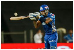 MI vs KKR: ಸೂರ್ಯಕುಮಾರ್ ಭರ್ಜರಿ ಬ್ಯಾಟಿಂಗ್: ಕೆಕೆಆರ್‌ಗೆ ಸವಾಲಿನ ಗುರಿ ನೀಡಿದ ಮುಂಬೈ