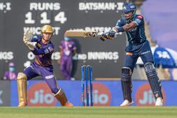 GT vs KKR: ಒಂದೇ ಓವರ್‌ನಲ್ಲಿ 4 ವಿಕೆಟ್ ಉರುಳಿಸಿದ ರಸೆಲ್; ಕೋಲ್ಕತ್ತಾಗೆ 157 ರನ್ ಗುರಿ ನೀಡಿದ ಗುಜರಾತ್