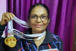 ನಮ್ಮೂರ ಪ್ರತಿಭೆ: ನ್ಯಾಶನಲ್ ಅಥ್ಲೆಟಿಕ್ಸ್‌ನಲ್ಲಿ 68ನೇ ವಯಸ್ಸಿನಲ್ಲೂ 4 ಗೋಲ್ಡ್ ಮೆಡಲ್ ಗೆದ್ದ ಮೇರಿ ಫೆರ್ನಾಂಡಿಸ್