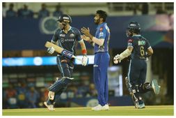 MI vs GT: ಡೇನಿಯಲ್ ಸ್ಯಾಮ್ಸ್ ಮ್ಯಾಜಿಕ್: ಅಂತಿಮ ಓವರ್‌ನಲ್ಲಿ ಮುಂಬೈಗೆ ರೋಚಕ ಗೆಲುವು