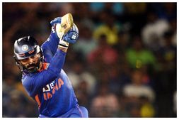 ಭಾರತ vs ಐರ್ಲೆಂಡ್: ಸೊನ್ನೆ ಸುತ್ತಿದ್ದರೂ ದಿನೇಶ್ ಕಾರ್ತಿಕ್‌ಗೆ ನೆಟ್ಟಿಗರಿಂದ ಪ್ರಶಂಸೆಯ ಸುರಿಮಳೆ: ಕಾರಣ?