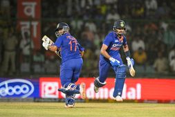 Ind vs SA: ಭಾರತದ ಈ ಆಟಗಾರನ ದೇಹ ತೂಕದ ಬಗ್ಗೆ ಹೀಯಾಳಿಸಿದ ಪಾಕಿಸ್ತಾನದ ಮಾಜಿ ಕ್ರಿಕೆಟಿಗ