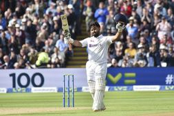 IND vs ENG: ಕುಸಿದಿದ್ದ ಭಾರತಕ್ಕೆ ಪಂತ್ - ಜಡೇಜಾ ಆಸರೆ; ಪಂತ್ ಅಬ್ಬರಕ್ಕೆ ಧೋನಿ ಸಾರ್ವಕಾಲಿಕ ದಾಖಲೆ ಉಡೀಸ್