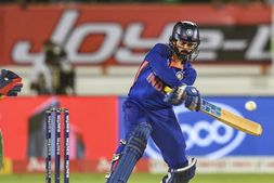 ಭಾರತ vs ಡರ್ಬಿಶೈರ್ ಪಂದ್ಯದ ಟಾಸ್ ವರದಿ; ದಿನೇಶ್ ಕಾರ್ತಿಕ್ ನಾಯಕತ್ವದ ತಂಡದ ಆಡುವ ಬಳಗ ಹೀಗಿದೆ
