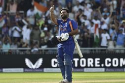 IND vs ENG: ರಿಷಭ್ ಪಂತ್‌ಗೆ ಪಂದ್ಯಶ್ರೇಷ್ಠ ಕೊಟ್ಟದ್ದು ಮೋಸ, ಪ್ರಶಸ್ತಿ ಈತನಿಗೆ ಸಿಗಬೇಕಿತ್ತು!