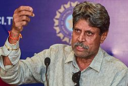 IPL, BBL ಎಫೆಕ್ಟ್: ಟೆಸ್ಟ್, ಏಕದಿನ ಕ್ರಿಕೆಟ್ ರಕ್ಷಿಸಲು ಐಸಿಸಿಗೆ ಕಪಿಲ್ ದೇವ್ ಒತ್ತಾಯ