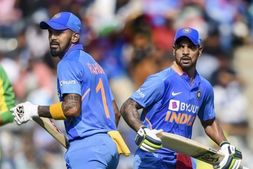 ಭಾರತ vs ಜಿಂಬಾಬ್ವೆ: ಧವನ್ ಬದಲು ಕೆಎಲ್ ರಾಹುಲ್‌ಗೆ ನಾಯಕತ್ವ ನೀಡಿದ್ದು ತಪ್ಪು ಎನ್ನುತ್ತಿವೆ ಈ 3 ಅಂಶಗಳು