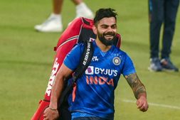 Asia Cup 2022: ಏಷ್ಯಾಕಪ್‌ಗಾಗಿ 2 ವಾರಗಳ ಮುಂಚೆಯೇ ಅಭ್ಯಾಸ ಆರಂಭಿಸಲಿದ್ದಾರೆ ವಿರಾಟ್ ಕೊಹ್ಲಿ