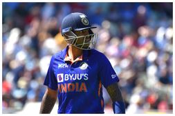 ಸೂರ್ಯಕುಮಾರ್ ಯಾದವ್ ಓಪನಿಂಗ್ ಬ್ಯಾಟಿಂಗ್ ಏಕೆ ? ರೋಹಿತ್ ಶರ್ಮಾ ಉತ್ತರ