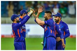 Ind vs Pak: ಪಂದ್ಯದ ಆರಂಭಕ್ಕೂ ಮುನ್ನ ತೆಗೆದುಕೊಂಡ ಆ ನಿರ್ಧಾರವೇ ಸೋಲಿಗೆ ಕಾರಣ ಎಂದ ಗವಾಸ್ಕರ್!