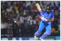 ಭಾರತ vs ಆಸ್ಟ್ರೇಲಿಯಾ: ನಾಯಕನ ಆಟವಾಡಿದ ರೋಹಿತ್: ರಣರೋಚಕ ಕದನದಲ್ಲಿ ಗೆದ್ದ ಭಾರತ