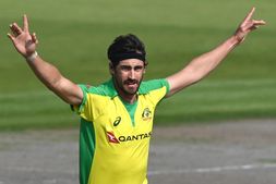 Aus vs Zim: ಏಕದಿನ ಕ್ರಿಕೆಟ್‌ನಲ್ಲಿ ದೊಡ್ಡ ದಾಖಲೆ ಬರೆದ ಮಿಚೆಲ್ ಸ್ಟಾರ್ಕ್