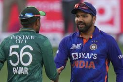 Asia Cup 2022: ಭಾರತ vs ಪಾಕ್ ಸೂಪರ್‌ 4 ಪಂದ್ಯದ ಟಾಸ್ ವರದಿ; ಭಾರತ ಆಡುವ ಬಳಗದಲ್ಲಿ ಬದಲಾವಣೆ
