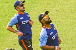 Asia Cup 2022: ಭಾರತದ ಆಡುವ 11ರ ಬಳಗದಲ್ಲಿ ಈತನಿಗಾಗಿ ಜಾಗ ರಚಿಸಬೇಕಿದೆ; ಪಾರ್ಥಿವ್ ಪಟೇಲ್