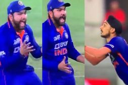IND vs PAK: ಅರ್ಷ್‌ದೀಪ್ ಕ್ಯಾಚ್ ಬಿಟ್ಟಿದ್ದಕ್ಕೆ ಮೈದಾನದಲ್ಲೇ ರೋಹಿತ್ ಆಕ್ರೋಶ; ವಿಡಿಯೋ ವೈರಲ್