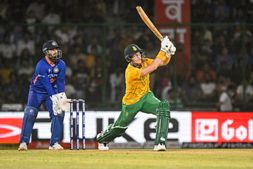 T20 World Cup: ದಕ್ಷಿಣ ಆಫ್ರಿಕಾ ತಂಡಕ್ಕೆ ಆಘಾತ; ಟಿ20 ವಿಶ್ವಕಪ್‌ನಿಂದ ಸ್ಟಾರ್ ಆಲ್‌ರೌಂಡರ್ ಹೊರಕ್ಕೆ
