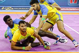 ಪ್ರೊ ಕಬಡ್ಡಿ ಲೀಗ್ ಸೀಸನ್ 9: ಪಾಟ್ನಾ ಪೈರೇಟ್ಸ್ ವಿರುದ್ಧ ತಮಿಳು ತಲೈವಾಸ್ ರೋಚಕ ಜಯ