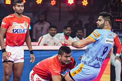 PKL 2022: ಚಂದ್ರನ್ ರಂಜಿತ್ ನಾಯಕನ ಆಟ, ಯುಪಿ ಯೋಧರನ್ನು ಬಗ್ಗು ಬಡಿದ ಗುಜರಾತ್ ಜೈಂಟ್ಸ್