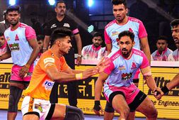 PKL 2022: ಟಾಪ್ ತಂಡವನ್ನೇ ಸೋಲಿಸಿ ಬೀಗಿದ ಪುಣೇರಿ ಪಲ್ಟನ್