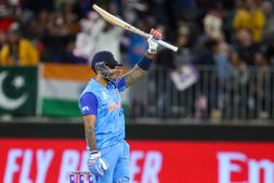 IND vs SA: 'ಸೂರ್ಯ'ಕುಮಾರನ ಪ್ರಕಾಶಮಾನಕ್ಕೆ ನೆಟ್ಟಿಗರು ಉಘೇ ಉಘೇ!