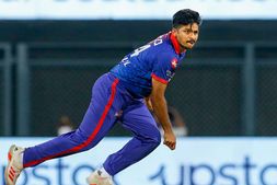 IPL 2023: ಶಾರ್ದೂಲ್ ಠಾಕೂರ್-ಅಮನ್ ಖಾನ್ ವಿನಿಮಯ ಮಾಡಿಕೊಂಡ ಡೆಲ್ಲಿ-ಕೆಕೆಆರ್