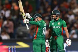 PAK vs BAN: ಪಾಕಿಸ್ತಾನಕ್ಕೆ ಸಾಧಾರಣ ಮೊತ್ತದ ಗುರಿ ನೀಡಿದ ಬಾಂಗ್ಲಾದೇಶ
