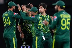 PAK vs BAN: ಬಾಂಗ್ಲಾದೇಶ ವಿರುದ್ಧ ಗೆದ್ದು ಸೆಮಿಫೈನಲ್ ಪ್ರವೇಶಿಸಿದ ಪಾಕಿಸ್ತಾನ
