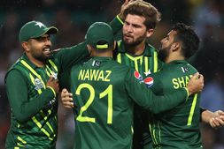 PAK Vs SA : ದಕ್ಷಿಣ ಆಫ್ರಿಕಾ ವಿರುದ್ಧ ಗೆಲುವು ಸಾಧಿಸಿದ ಪಾಕಿಸ್ತಾನ, ಸೆಮಿಫೈನಲ್ ಆಸೆ ಇನ್ನೂ ಜೀವಂತ