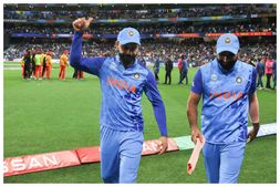 ನಂಬಿದ್ರೆ ನಂಬಿ, ಬಿಟ್ರೆ ಬಿಡಿ:T20 ವಿಶ್ವಕಪ್‌ ಸೆಮಿಫೈನಲ್‌ನಲ್ಲಿ ಭಾರತದ ಪರ ಕೊನೆಯ ಬಾರಿಗೆ ವಿಕೆಟ್ ಪಡೆದಿದ್ದು ವಿರಾಟ್ ಕೊಹ್ಲಿ!