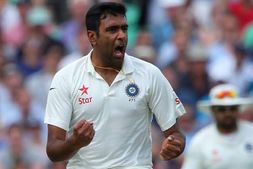IND vs BAN 2nd Test: 2ನೇ ಟೆಸ್ಟ್‌ನಲ್ಲಿ ಅದ್ಭುತ ಪ್ರದರ್ಶನ ನೀಡಿದ ಆರ್ ಅಶ್ವಿನ್ ಮುಂದಿನ ಗುರಿ ಇದು!