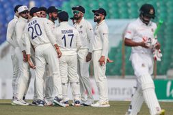 IND vs BAN 1st Test: ಕುಲದೀಪ್‌ಗೆ 5 ವಿಕೆಟ್; 150 ರನ್‌ಗೆ ಬಾಂಗ್ಲಾ ಆಲೌಟ್; ಭಾರತಕ್ಕೆ ಬೃಹತ್ ಮುನ್ನಡೆ