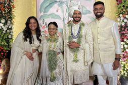 Axar Patel Marriage: ಚಿತ್ರಗಳು: ಮೇಹಾ ಪಟೇಲ್ ಕೈಹಿಡಿದ ಭಾರತೀಯ ಕ್ರಿಕೆಟಿಗ ಅಕ್ಷರ್ ಪಟೇಲ್