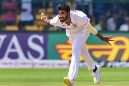 Ind Vs Aus Test : ಜಸ್ಪ್ರೀತ್ ಬುಮ್ರಾ ಆಸ್ಟ್ರೇಲಿಯಾ ವಿರುದ್ಧದ ಸರಣಿಯಲ್ಲಿ ಆಡೋದೆ ಅನುಮಾನ !