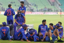 IND Vs NZ ODI: ವಿಶ್ವದ ನಂಬರ್ 1 ಏಕದಿನ ತಂಡದ ಎದುರು ಸರಣಿ: ಮೊದಲ ಪಂದ್ಯಕ್ಕಾಗಿ ಹೈದರಾಬಾದ್‌ಗೆ ಬಂದ ಭಾರತ ತಂಡ