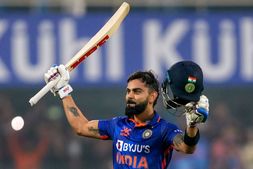 ICC T20 Team Of 2022: 3ನೇ ಏಕದಿನ ಪಂದ್ಯಕ್ಕೂ ಮುನ್ನ ಐತಿಹಾಸಿಕ ದಾಖಲೆ ಬರೆದ ವಿರಾಟ್ ಕೊಹ್ಲಿ
